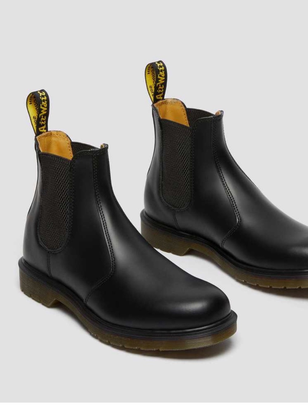 Dr. Martens Women's 2976 Chelsea Boots - Black SZ 6 EU 37